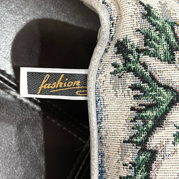 Winter Christmas Pillow Rectangle Church Village Blue Silver Holiday EUC - Picture 7 of 7